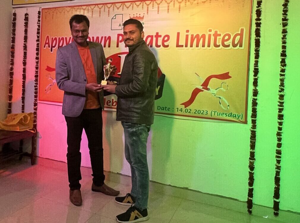 AppyCrowns-growing-to-Lead-Team-member-Deepak-at-1st-Foundation-day-2023